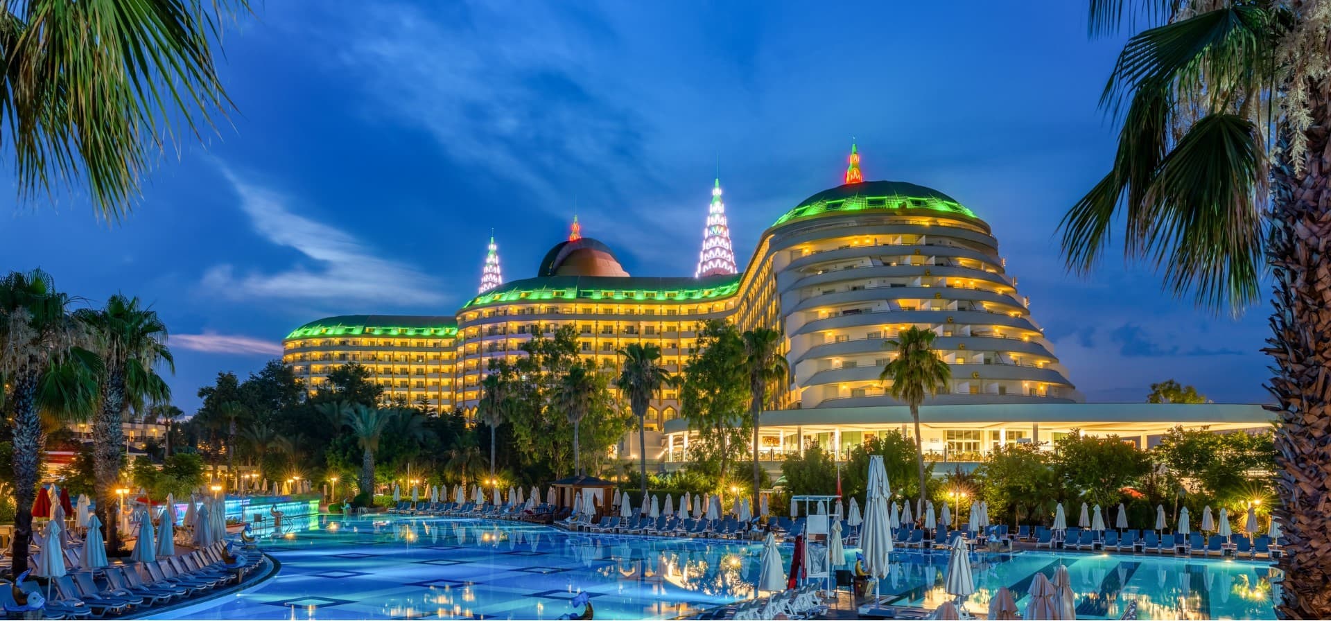 Delphin Imperial exterior above the Lara shoreline
