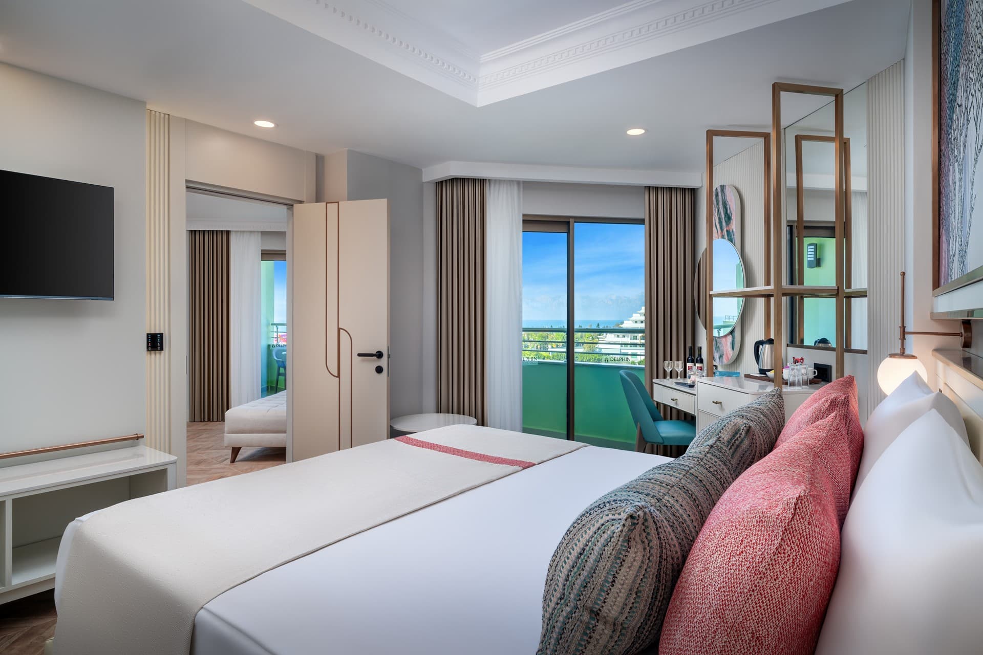 Family Room at Delphin Palace — view 3