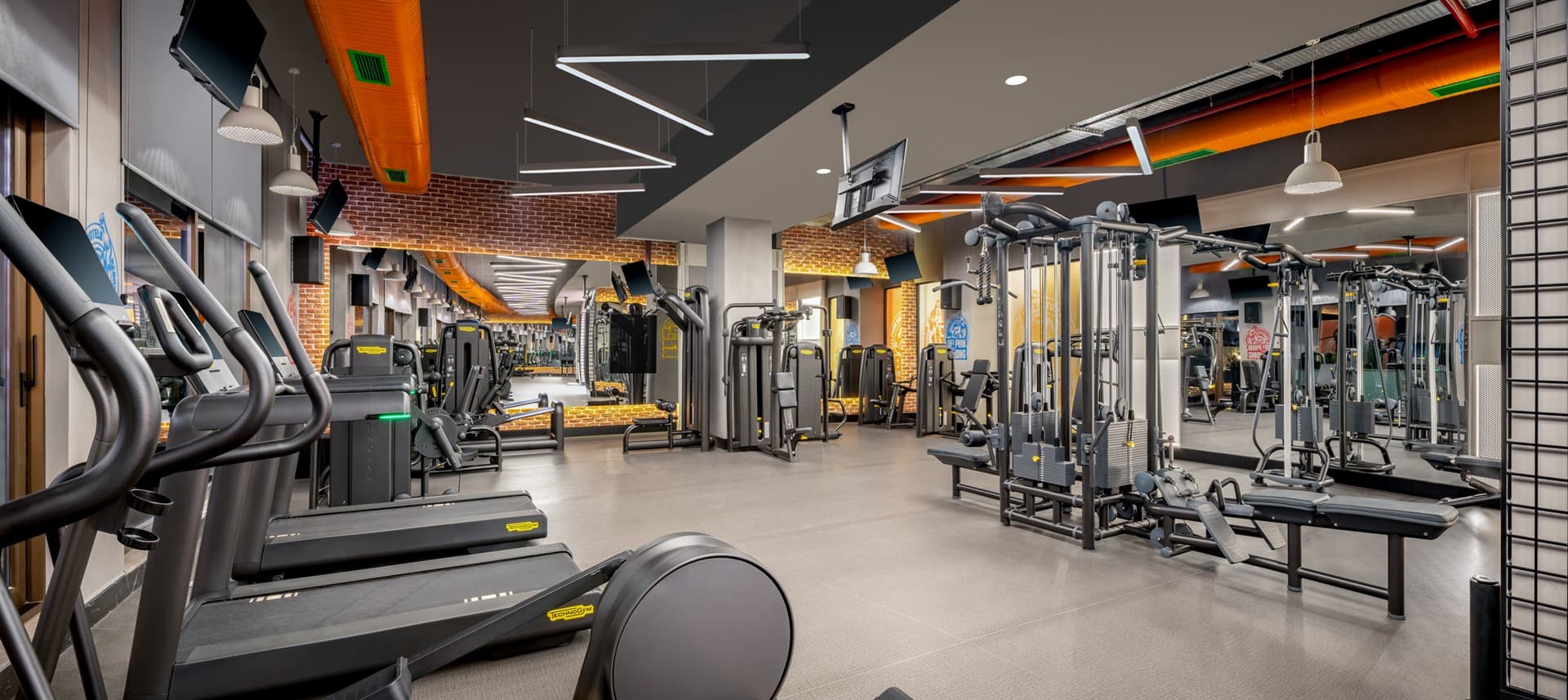 Delphin Diva facilities